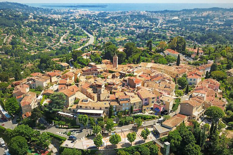 Mougins Village